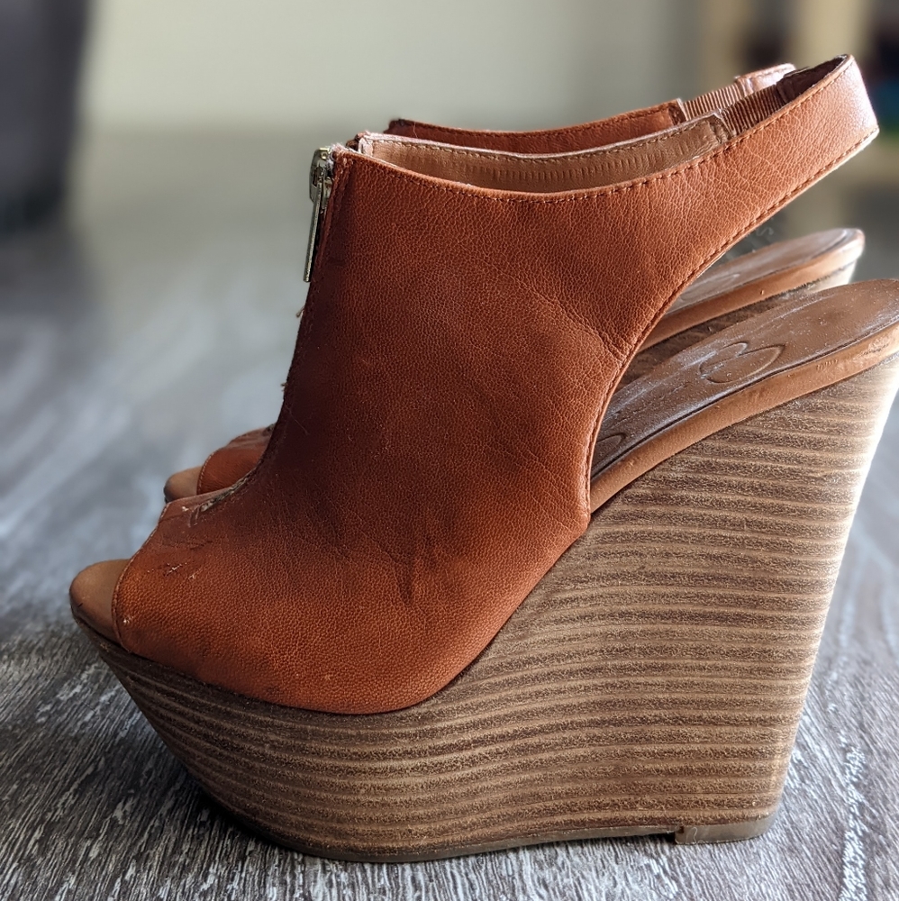 Cute Jessica Simpson Wedges!